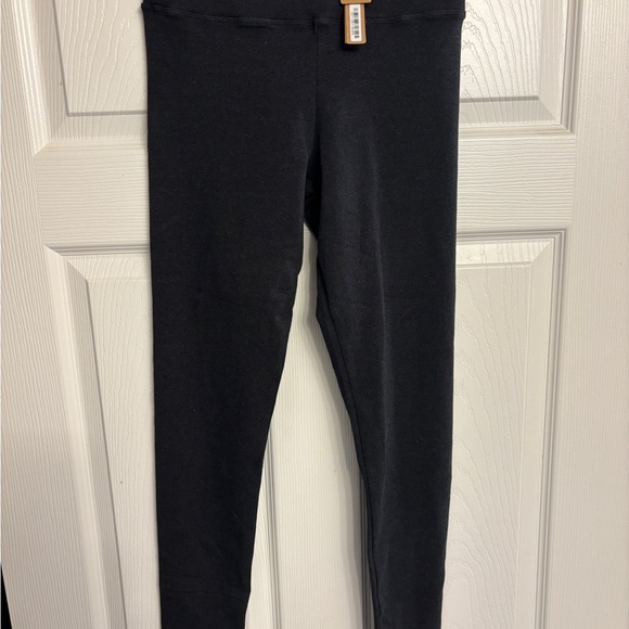 Skims Outdoor Basic High Waist Leggings/Onyx/Size M/BNWT - Picture 6 of 8
